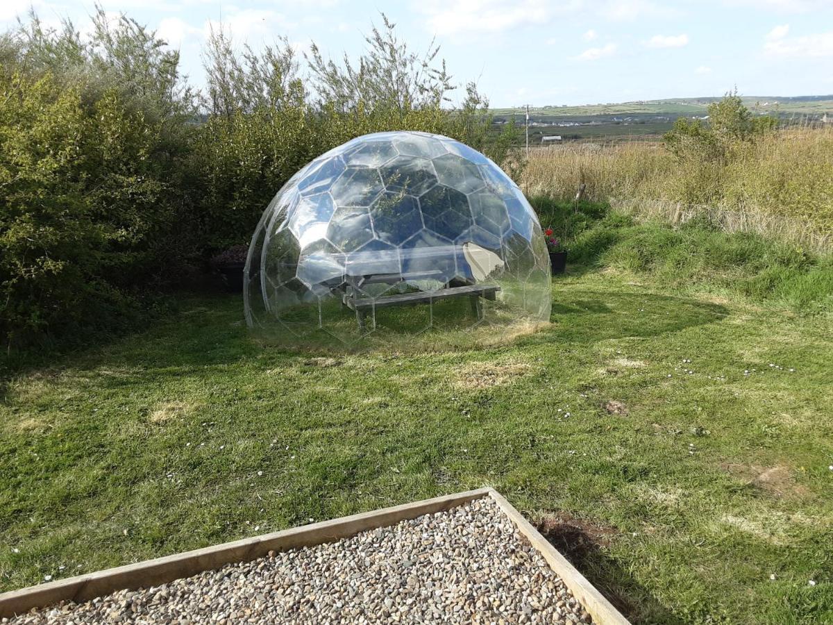 The Rainbow Pod Villa Milltown Malbay Exteriör bild