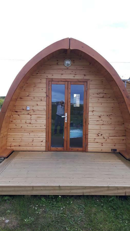 The Rainbow Pod Villa Milltown Malbay Exteriör bild